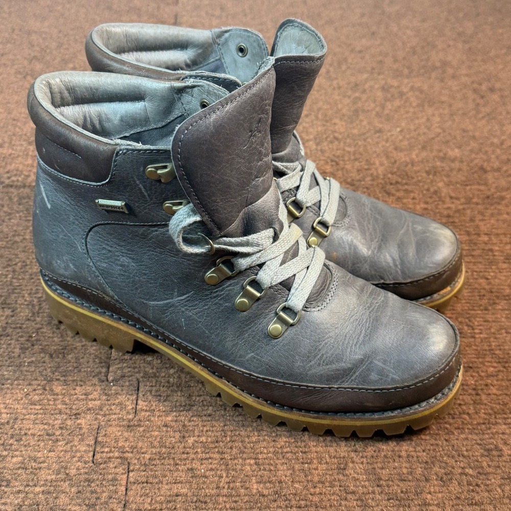 A- Chaco Sierra Waterproof Leather Hiking Boots Women's Grey Size 9.5 JCH107432